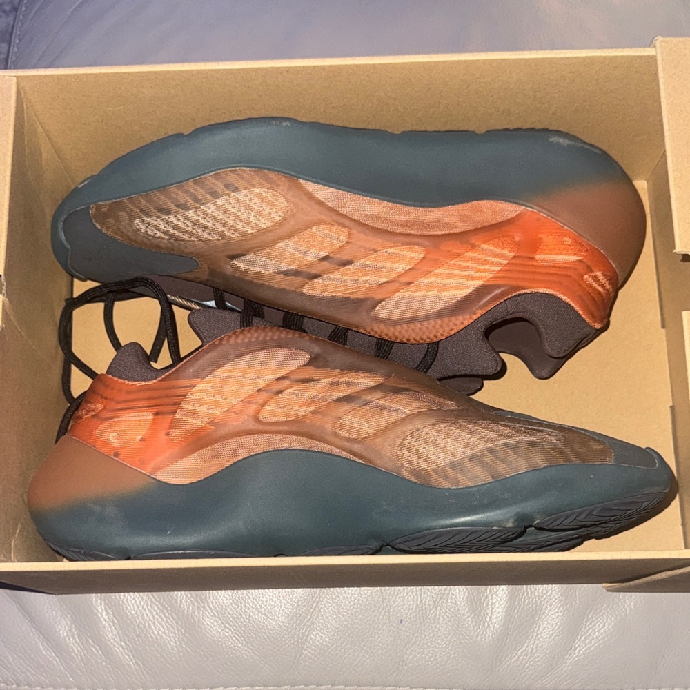 Yeezy 700